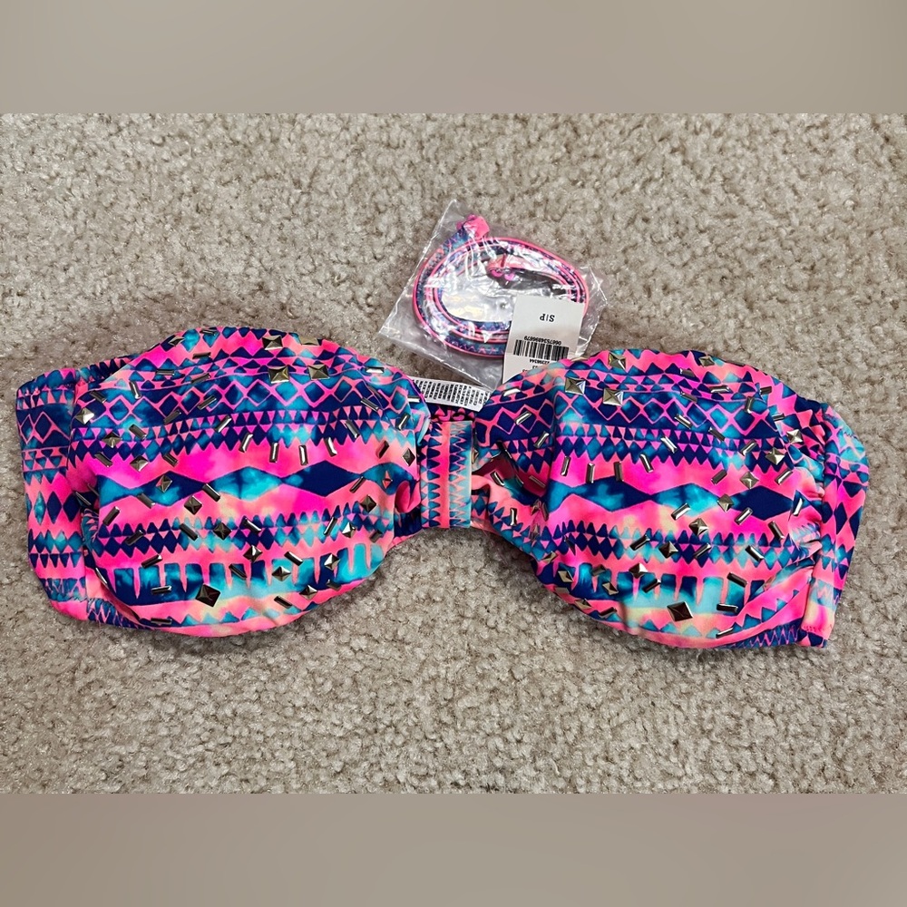 NWT VS PINK studded Aztec print swimsuit top size small
